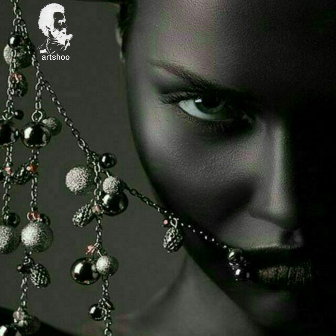 مدل سیاه قلم اورژینال